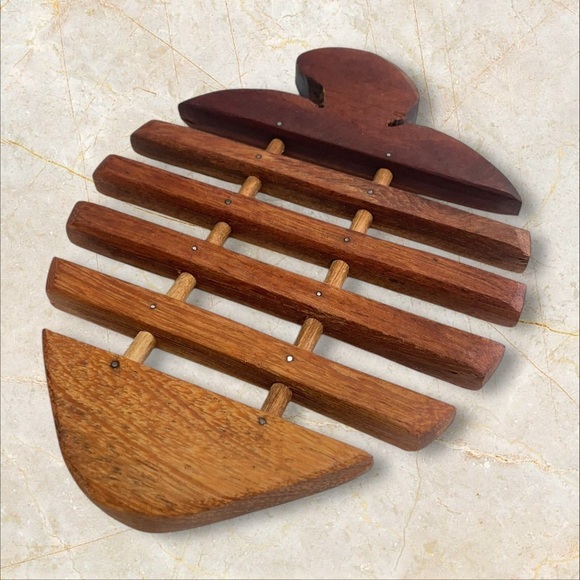 Handmade Strawberry Teak Wood Trivet for Hot Dishes, Pot Pan or Tea Pot Holder - Picture 3 of 10